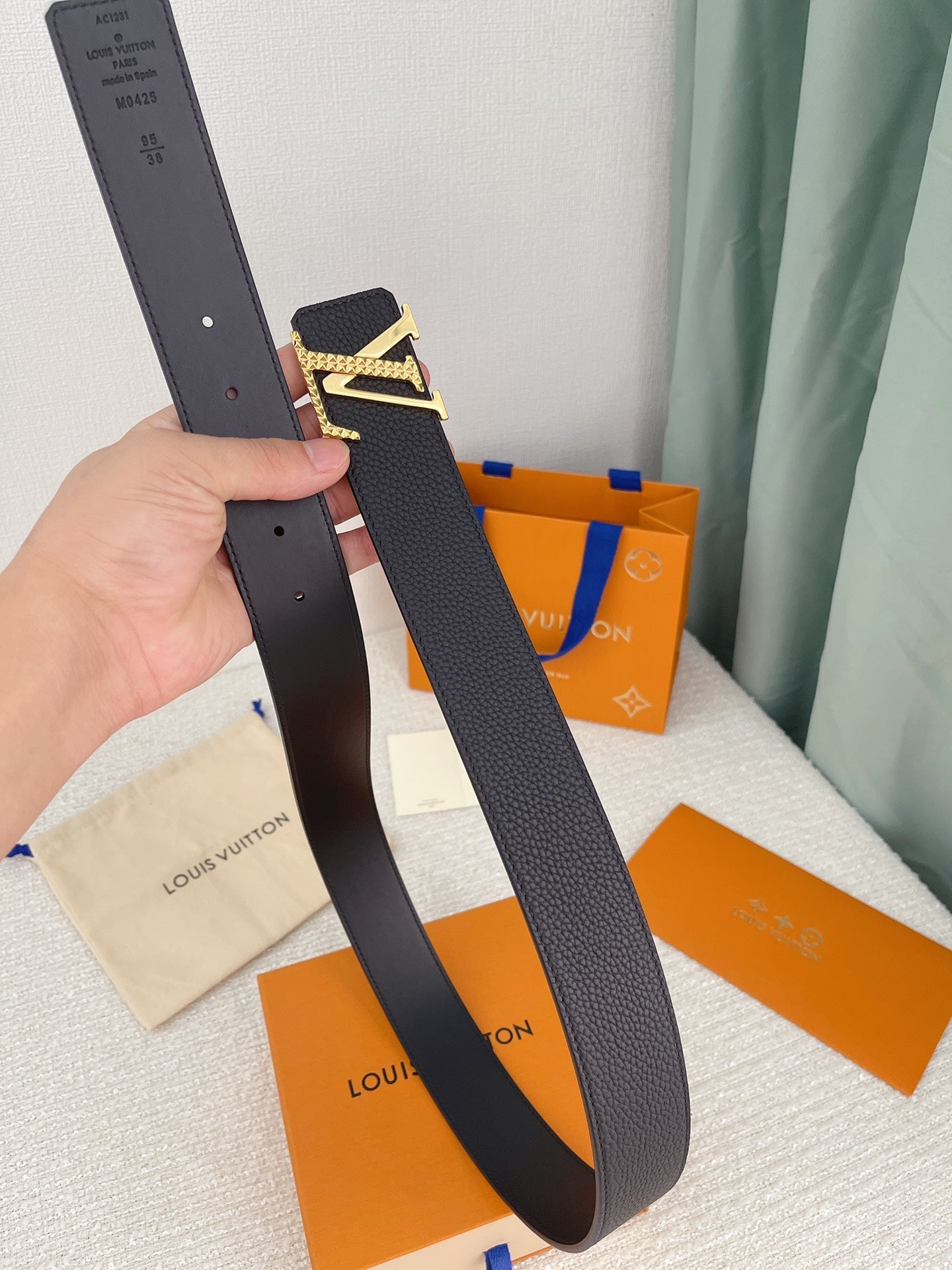 Vl - Luxury  LUV  BELTS 023