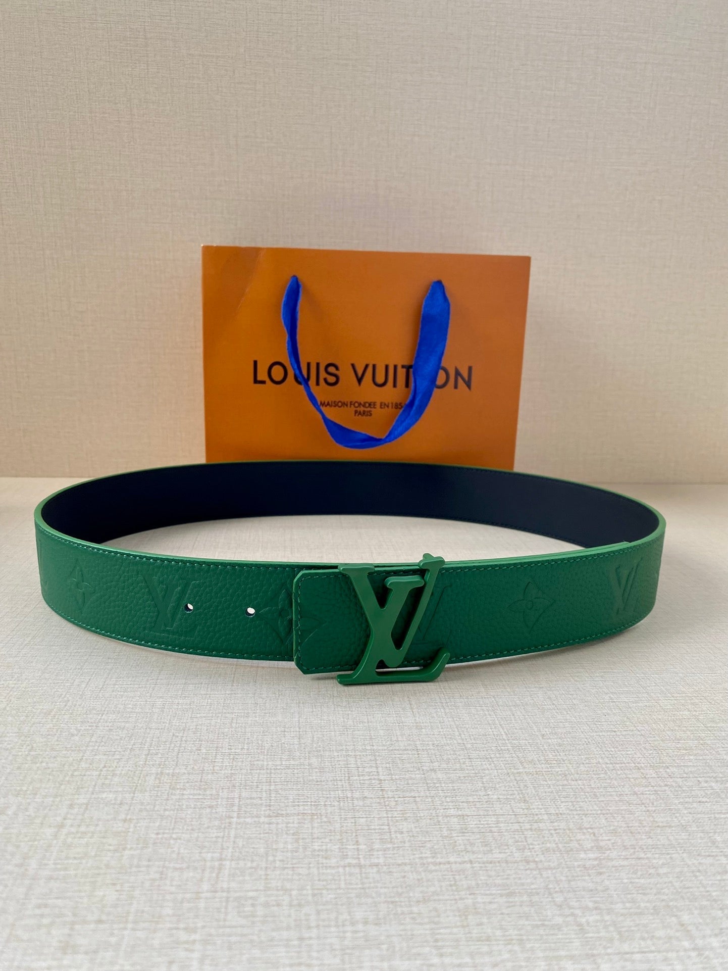 Vl - Luxury  LUV  BELTS 022